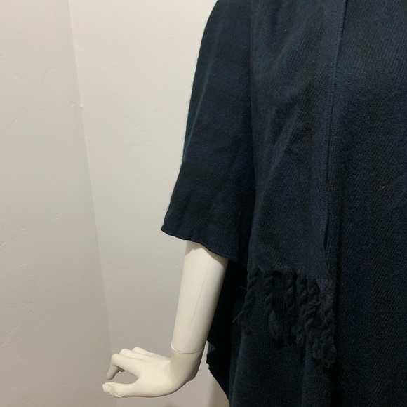 NWT Free People | navy on navy dark fringe cape - Picture 5 of 8